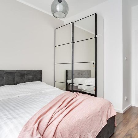 Apartament Chwaliszewo Z Balkonem - Free Parking Poznań Exteriör bild