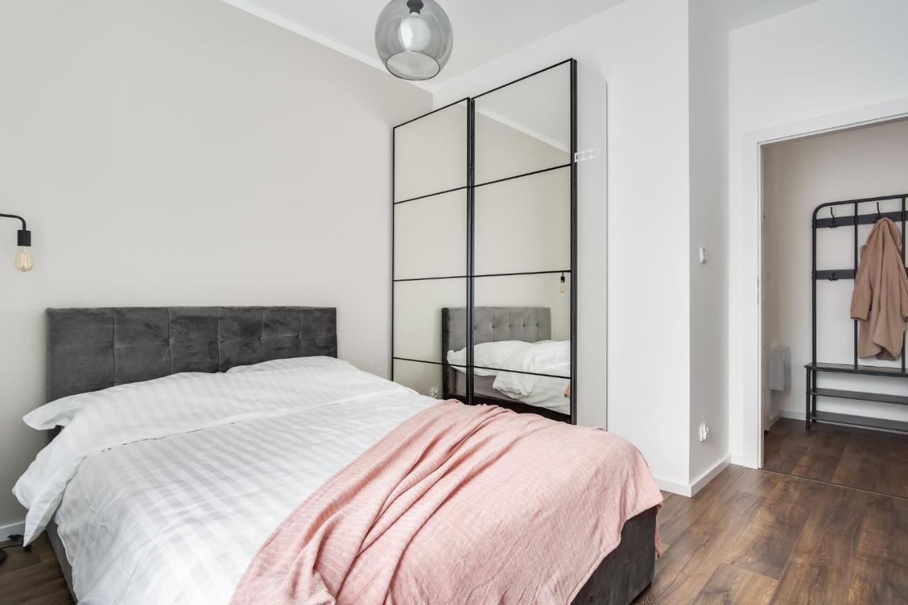 Apartament Chwaliszewo Z Balkonem - Free Parking Poznań Exteriör bild